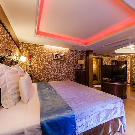 טאויואן Lestar Motel מראה חיצוני תמונה