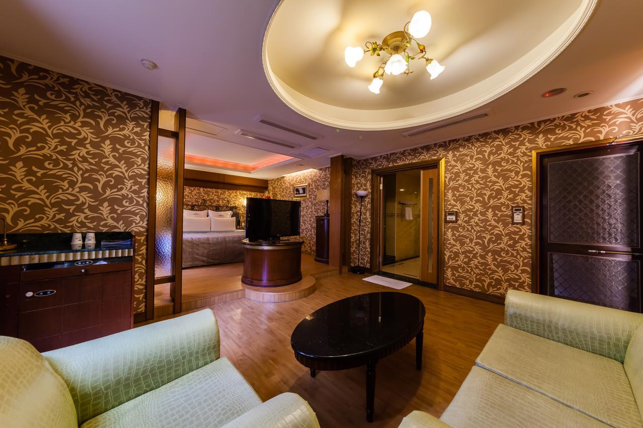 טאויואן Lestar Motel מראה חיצוני תמונה